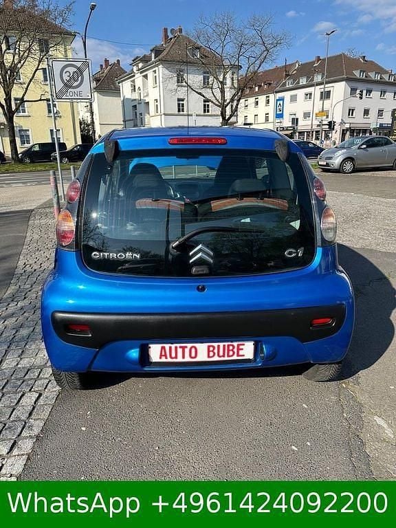Gebraucht Citroën C1 Chic 68 PS (50 kW) 2010 Blau Kleinwagen