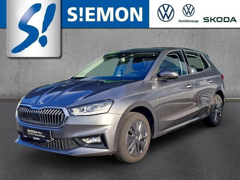 Grau Gebraucht 2023 Skoda Fabia Style Kleinwagen | 21.480 € (Etwas zu teuer) - Bild 1/4