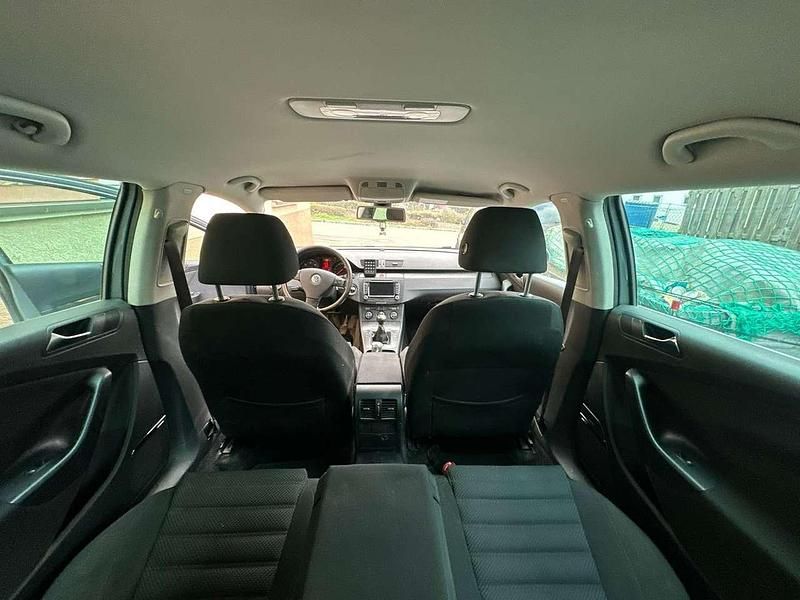Gebraucht VW Passat 140 PS (102 kW) 2007 Limousine