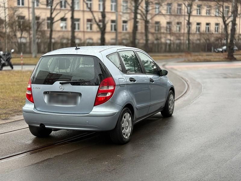 Gebraucht Mercedes A150 95 PS (69 kW) 2006 Blau Kleinwagen