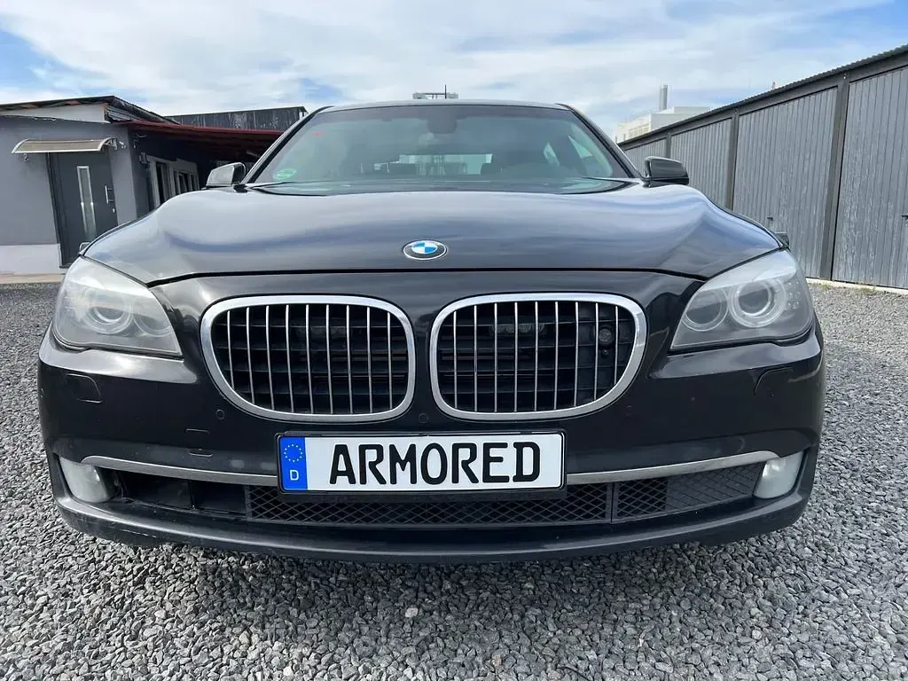 Gebraucht BMW 750L 408 PS (300 kW) 2009 Schwarz Limousine