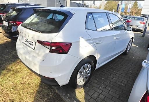 Gebraucht Skoda Fabia Selection 116 PS (85 kW) 2024 Moonweiß perleffekt Kleinwagen