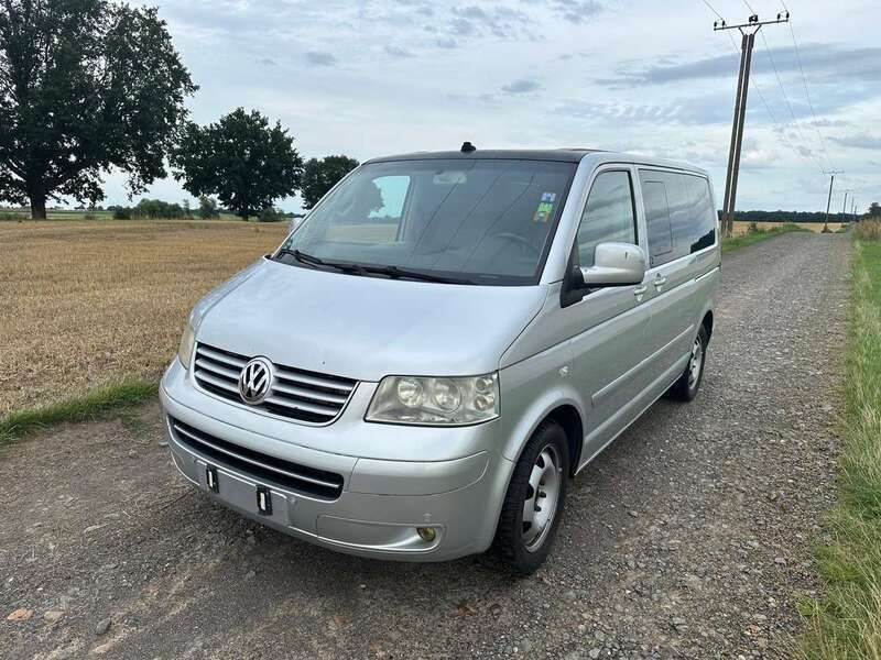 Silber Gebraucht 2004 VW T5 Highline Van | 10.500 € (Superpreis) - Bild 1/4
