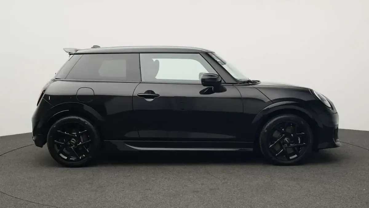 Gebraucht Mini John Cooper Works 156 PS (114 kW) 2025 Schwarz Kleinwagen