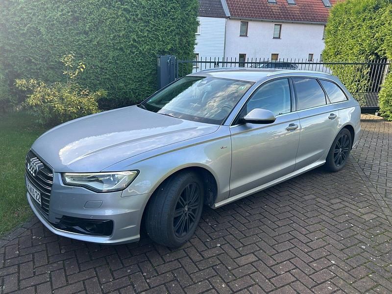 Silber Gebraucht 2016 Audi A6 Business Kombi | 18.500 € (Superpreis) - Bild 1/4
