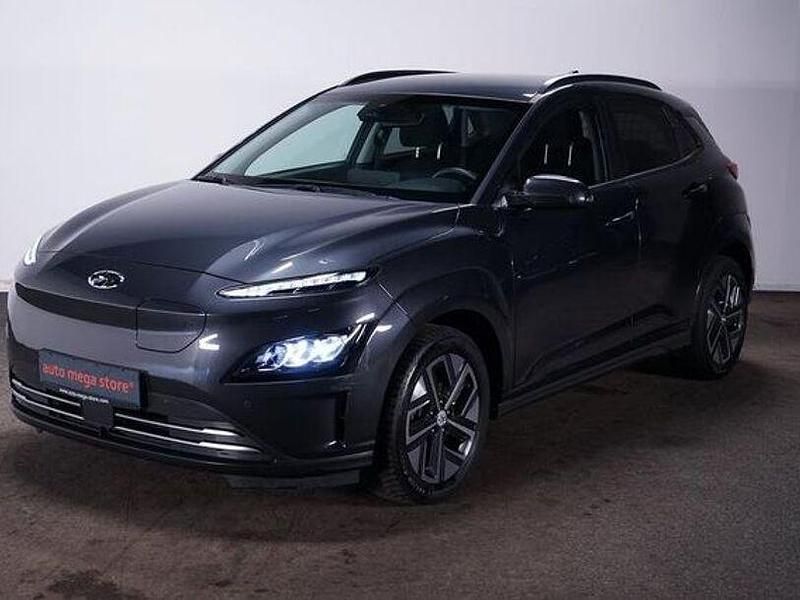 Grau Gebraucht 2021 Hyundai Kona Trend SUV | 13.499 € (Superpreis) - Bild 1/4