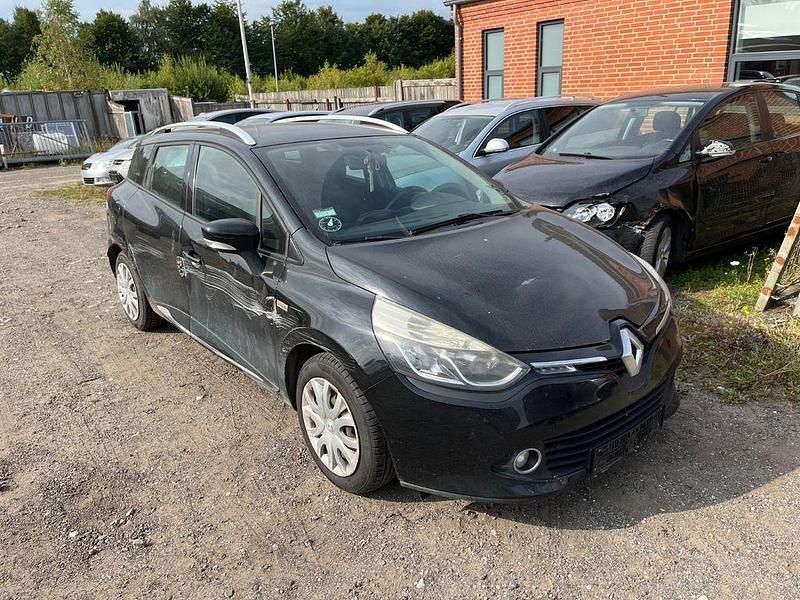 Schwarz Gebraucht 2014 Renault Clio IV Dynamique Limousine | 2.000 € (Superpreis) - Bild 1/4