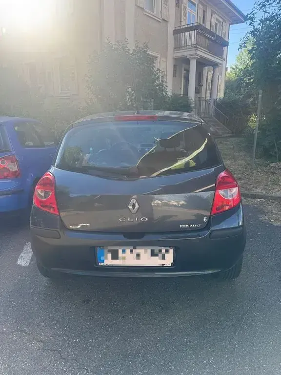 Gebraucht Renault Clio II Expression 88 PS (64 kW) 2006 Schwarz Limousine
