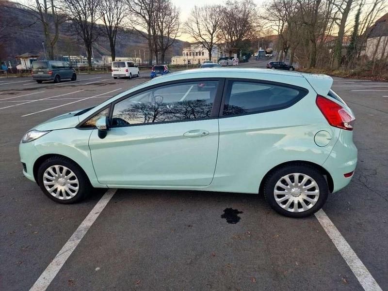 Gebraucht Ford Fiesta Trend 80 PS (58 kW) 2016 Limousine