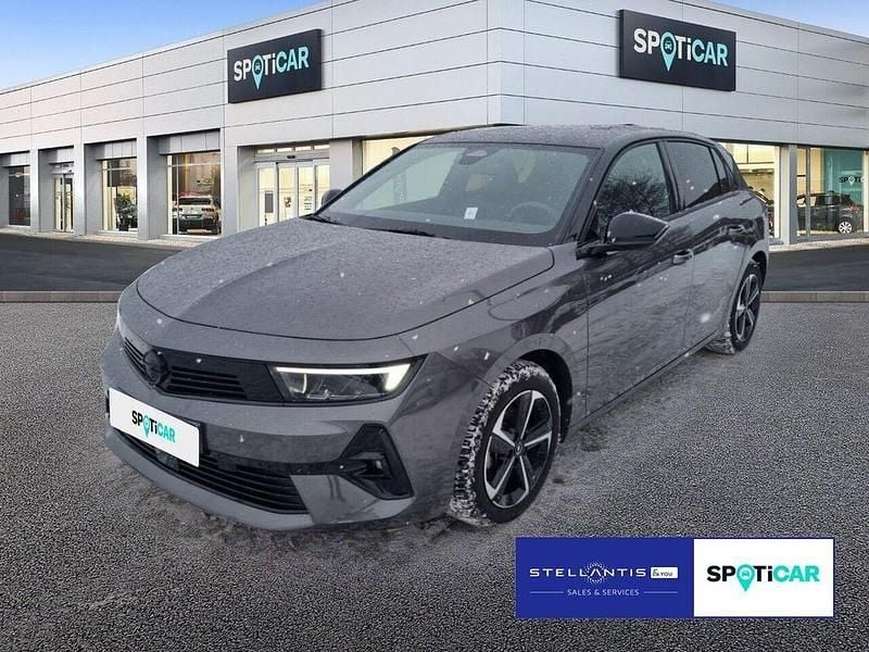 Gebraucht Opel Astra 131 PS (96 kW) 2024 Grau Limousine