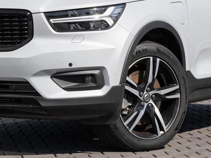 Gebraucht Volvo XC40 R-Design 155 PS (114 kW) 2021 Silber SUV