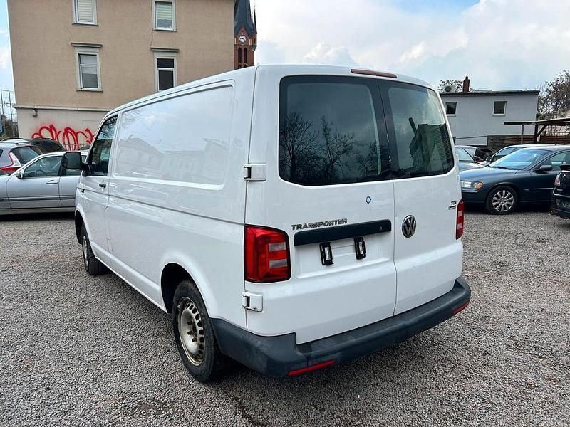 Gebraucht VW Transporter 102 PS (75 kW) 2016 Weiß Van