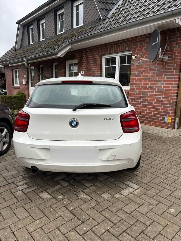 Gebraucht BMW 114 102 PS (75 kW) 2013 Weiß Kleinwagen