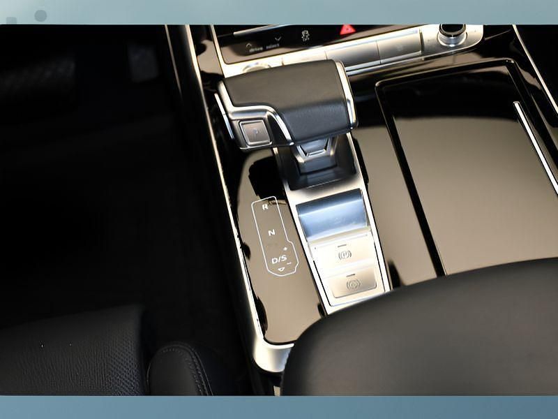 Gebraucht Audi Q8 286 PS (210 kW) 2021 Grau SUV