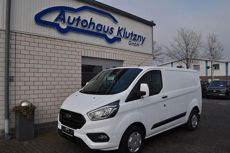 Gebraucht Ford Transit Custom Trend 131 PS (96 kW) 2022 Weiß Limousine