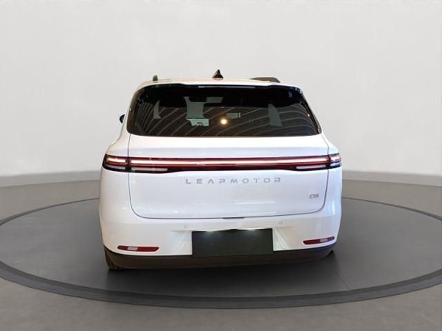 Neu Leapmotor C10 158 kW (215 PS) 2025 Weiß SUV