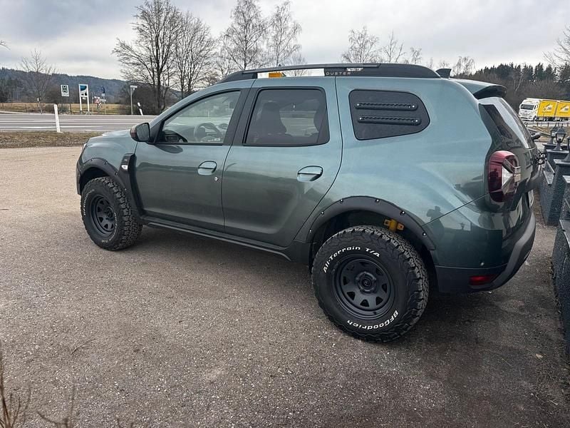 Usata Dacia Duster 115 CV (84 kW) 2023 Verde SUV