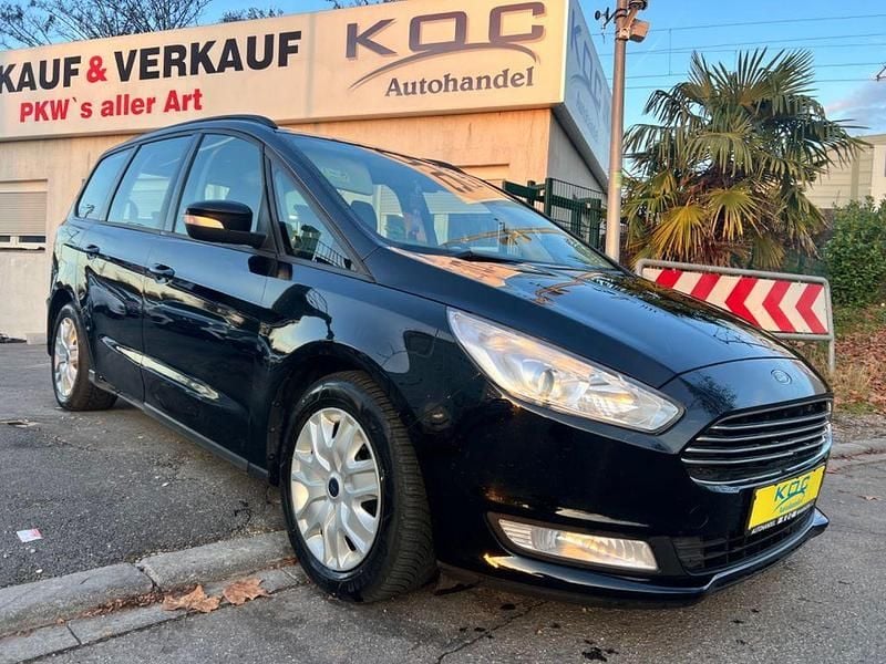 Gebraucht Ford Galaxy Trend 150 PS (110 kW) 2017 Shadow black Van / Kleinbus