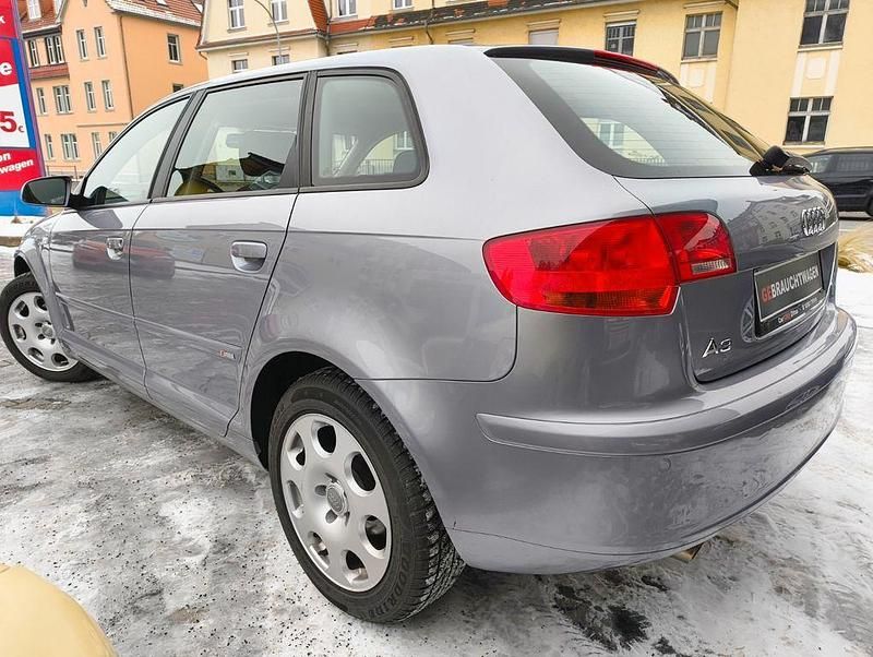 Gebraucht Audi A3 102 PS (75 kW) 2007 Silber Limousine