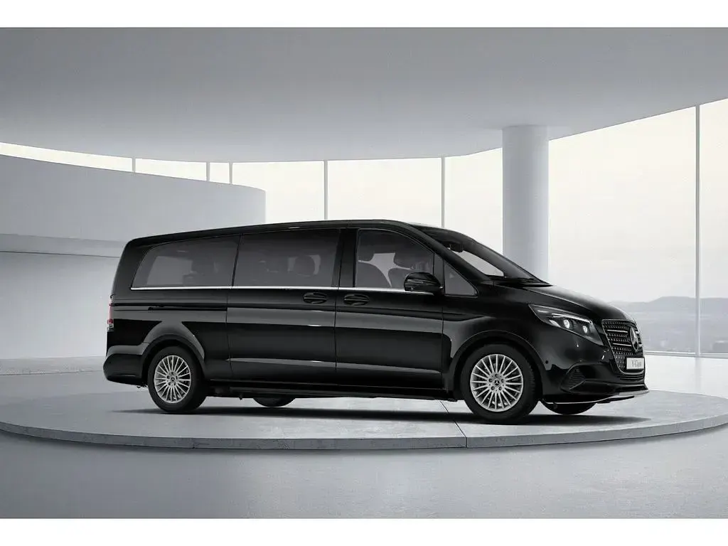 Gebraucht Mercedes V300 Avantgarde 237 PS (174 kW) 2025 Schwarz Van / Kleinbus