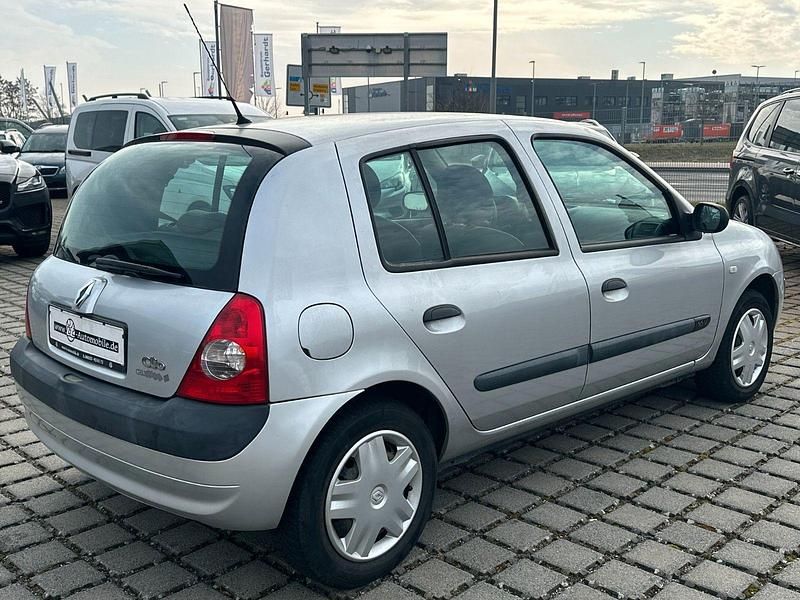 Gebraucht Renault Clio II Campus 75 PS (55 kW) 2005 Grau Kleinwagen