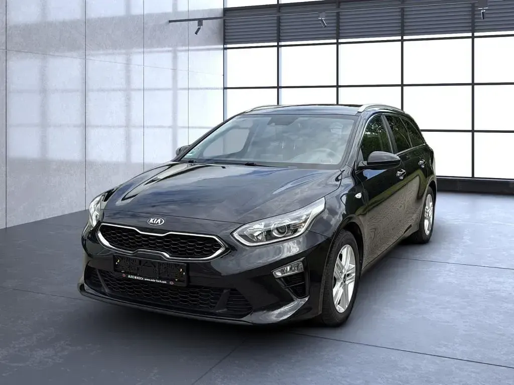 Gebraucht Kia Ceed 140 PS (102 kW) 2019 Schwarz Kleinwagen