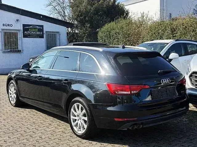 Gebraucht Audi A4 Sport 190 PS (139 kW) 2016 Schwarz Kombi