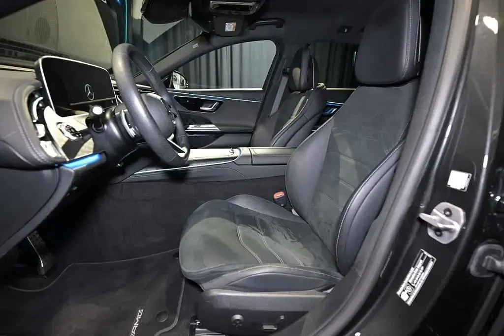 Używany Mercedes E220 Advanced 197 KM (144 kW) 2025 Szary Kombi