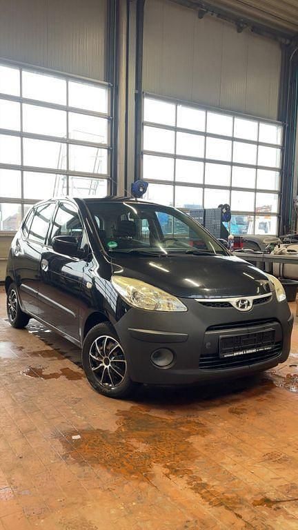 Gebraucht Hyundai i10 67 PS (49 kW) 2010 Schwarz Kleinwagen