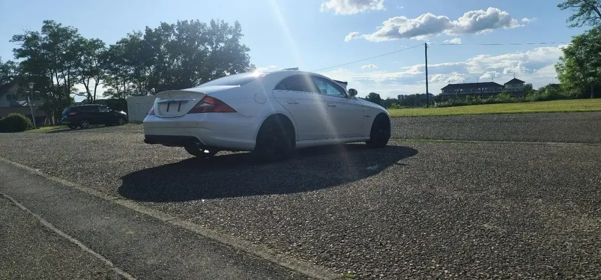 Gebraucht Mercedes CLS63 AMG AMG 514 PS (378 kW) 2006 Weiß Coupé