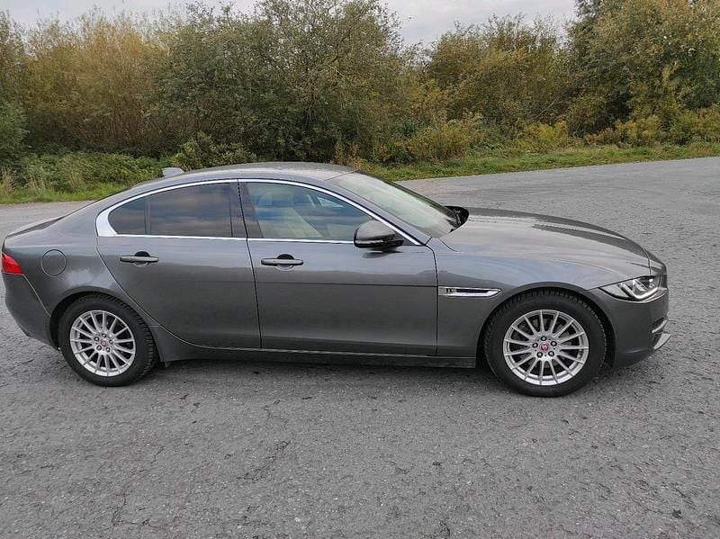 Gebraucht Jaguar XE Prestige 163 PS (119 kW) 2017 Limousine