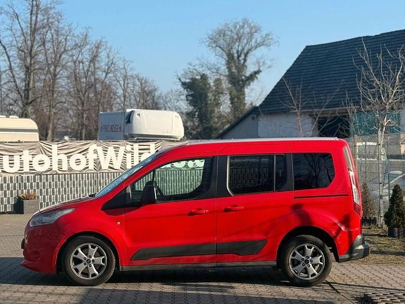 Gebraucht Ford Tourneo Connect Trend 101 PS (74 kW) 2014 Rot Van / Kleinbus