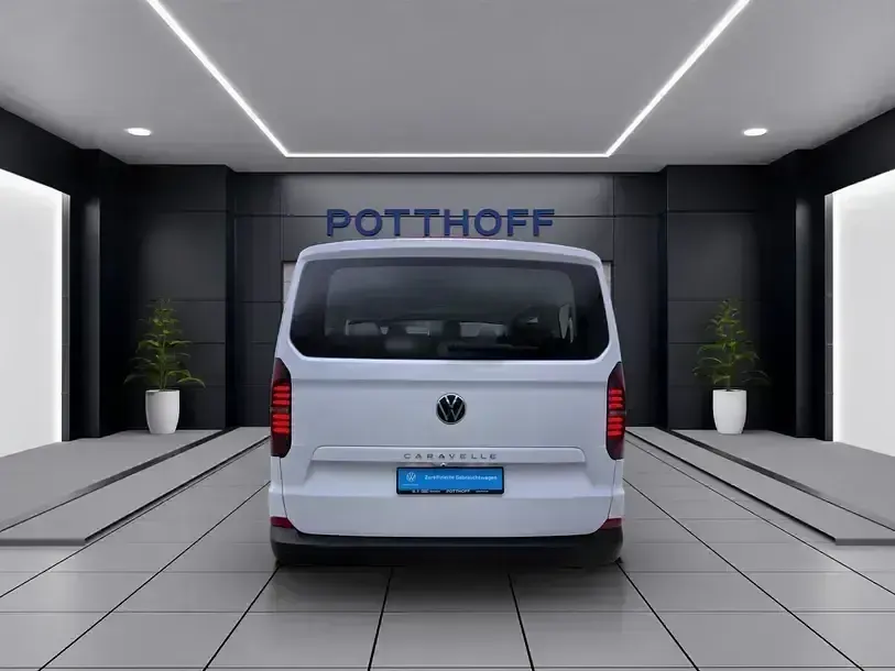 Neu VW Caravelle 110 PS (80 kW) 2025 Clear white Van