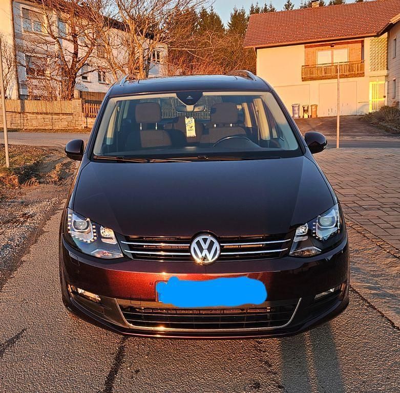Gebraucht VW Sharan Sound 184 PS (135 kW) 2018 Rot Van / Kleinbus