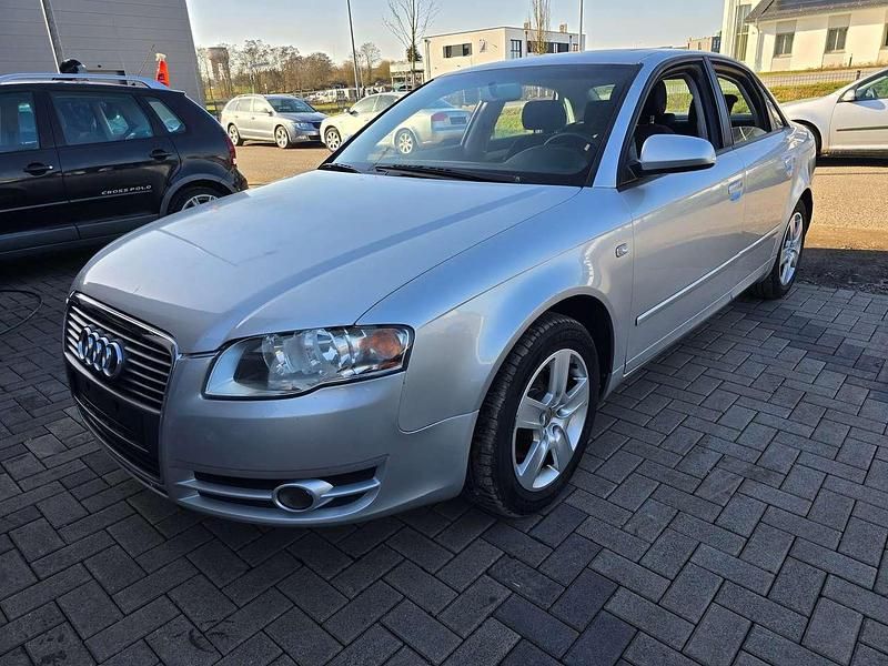Gebraucht Audi A4 131 PS (96 kW) 2005 Lichtsilber metallic Limousine