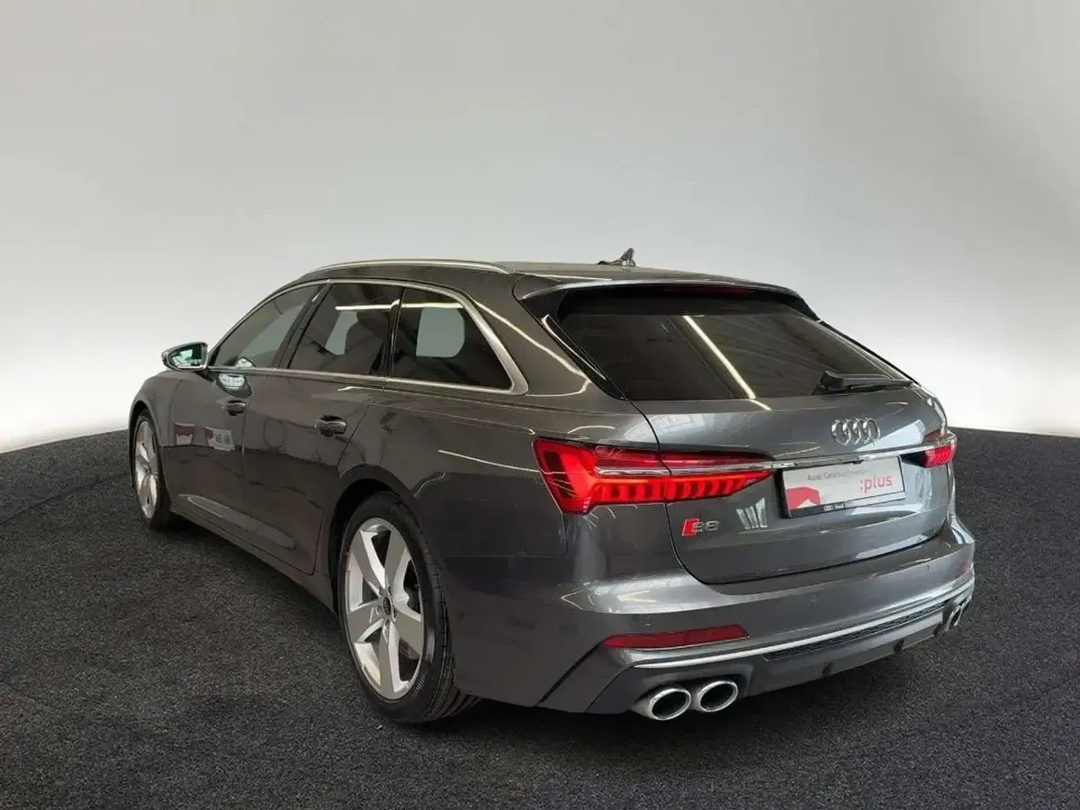 Gebraucht Audi S6 Ambiente 344 PS (253 kW) 2023 Daytonagrau perleffekt Kombi