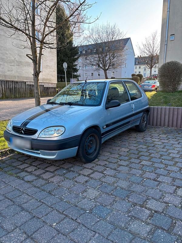 Gebraucht Citroën Saxo 60 PS (44 kW) 2002 Grau Kleinwagen