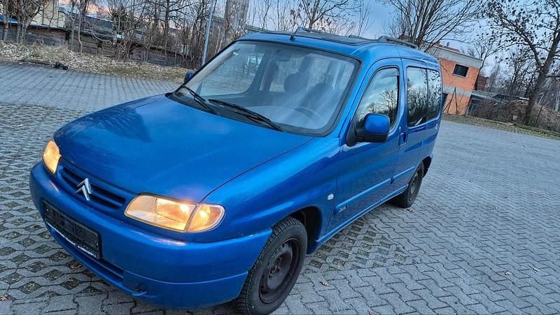 Gebraucht Citroën Berlingo 109 PS (80 kW) 2002 Blau Van / Kleinbus