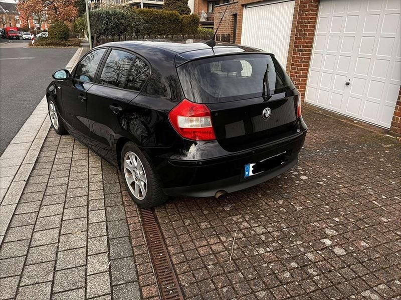 Używany BMW 120 150 KM (110 kW) 2009 Hatchback