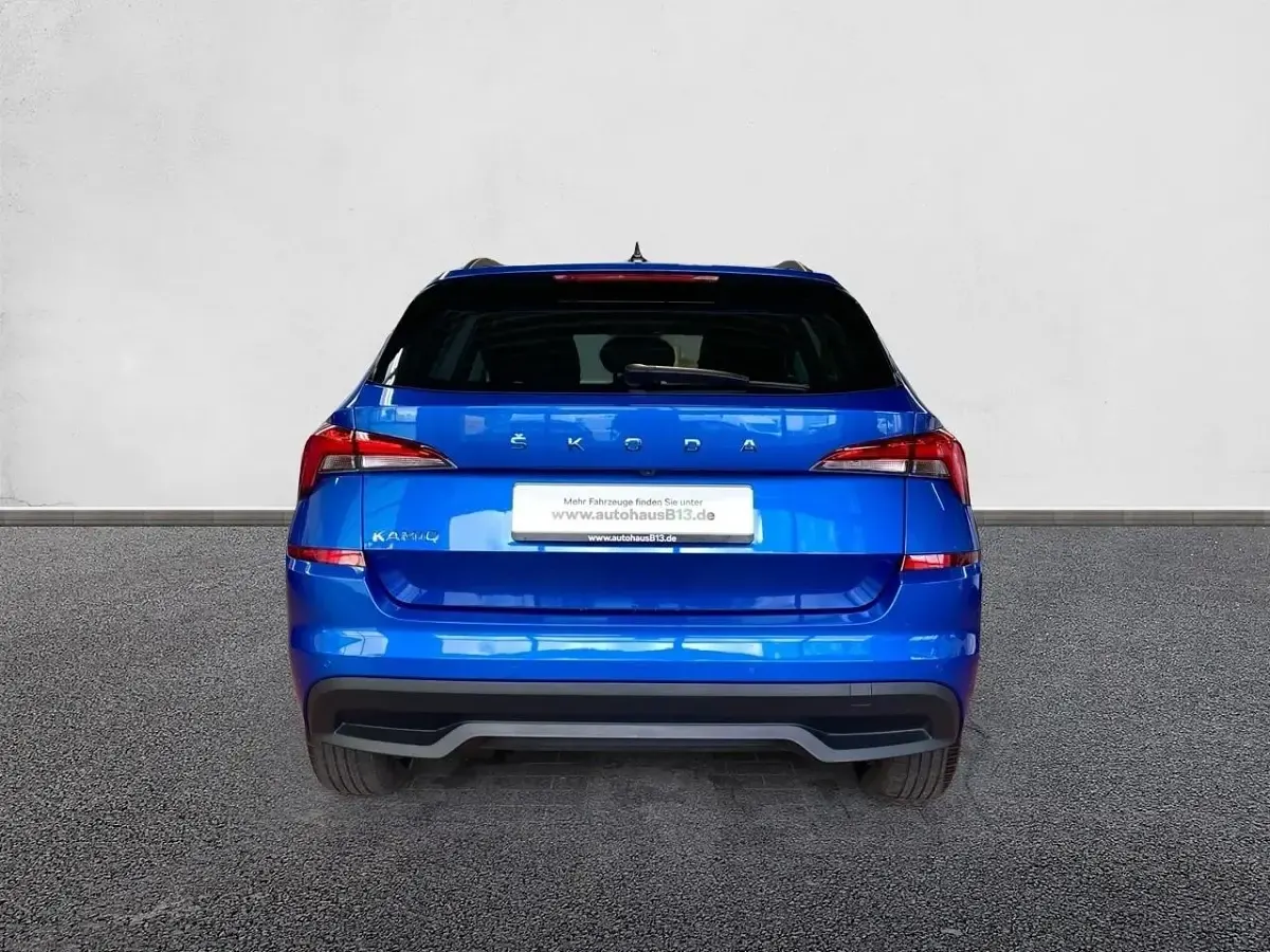 Gebraucht Skoda Kamiq Tour 110 PS (80 kW) 2022 Raceblau metallic SUV
