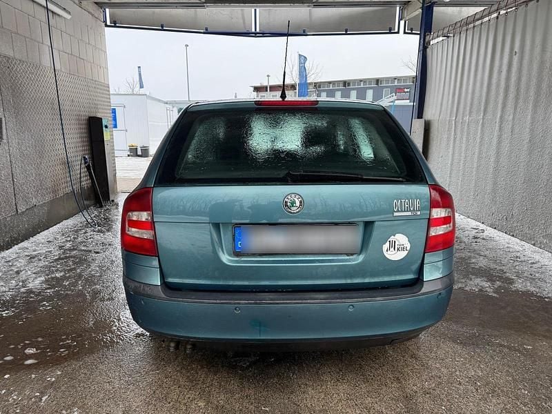 Gebraucht Skoda Octavia 105 PS (77 kW) 2006 Grün Kombi