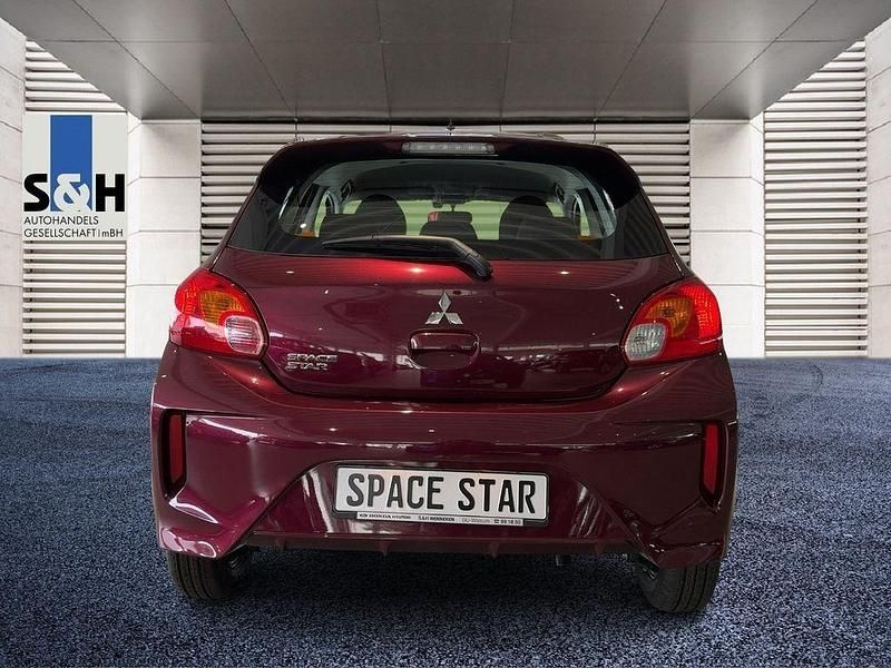 Gebraucht Mitsubishi Space Star Plus 71 PS (52 kW) 2025 Rot Kleinwagen