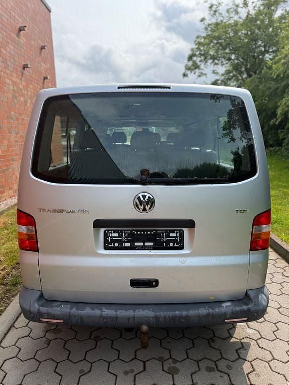 Gebraucht VW Caravelle 102 PS (75 kW) 2007 Silber Van / Kleinbus