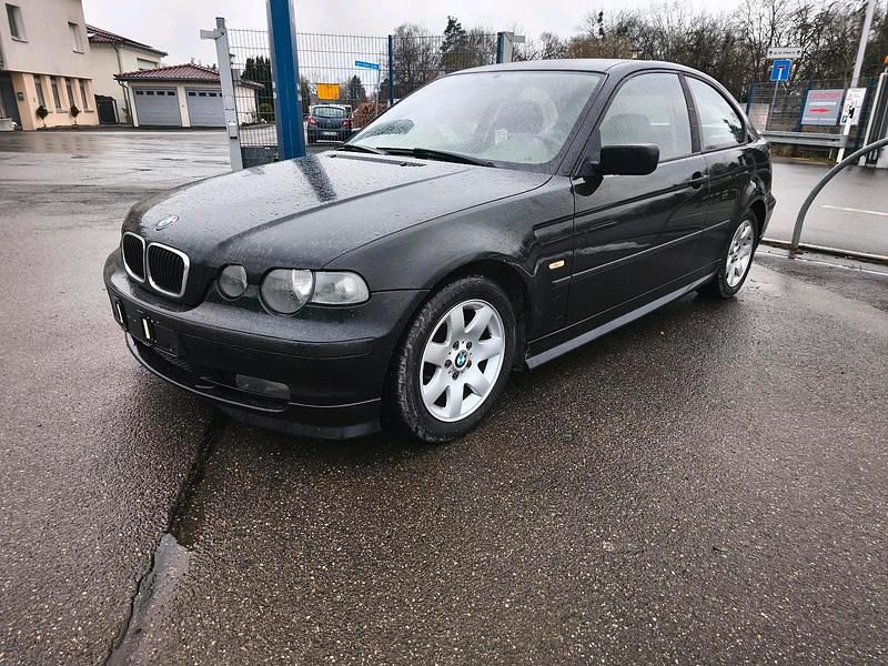 Gebraucht BMW 316 Compact 116 PS (85 kW) 2003 Schwarz Kleinwagen
