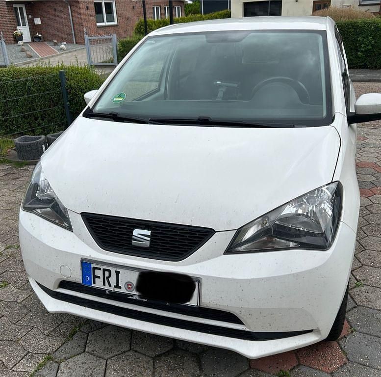 Weiß Gebraucht 2015 Seat Mii I-Tech Kleinwagen | 3.990 € (Guter Preis) - Bild 1/4