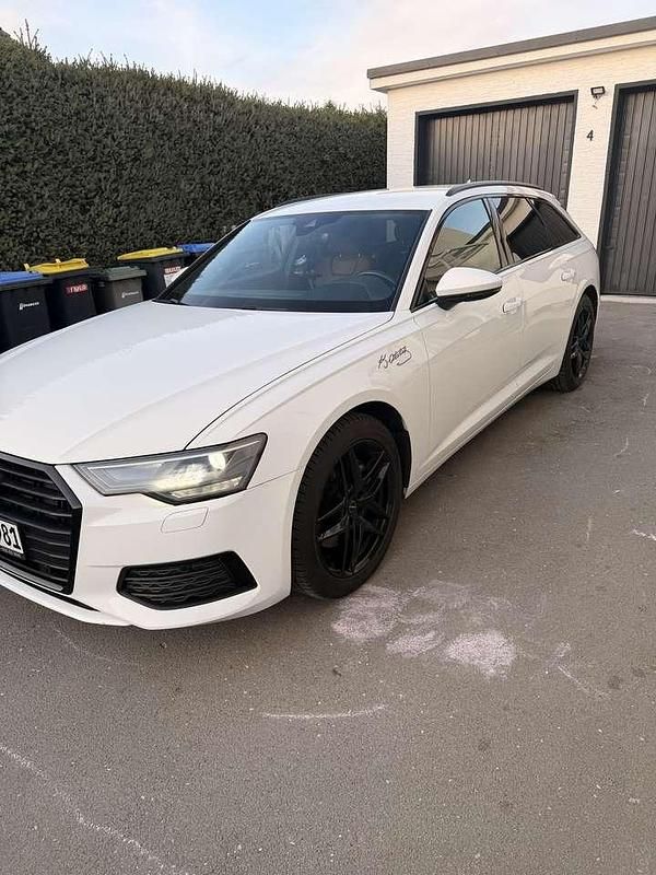 Second-hand Audi A6 Design 231 CP (169 kW) 2019 Alb Break