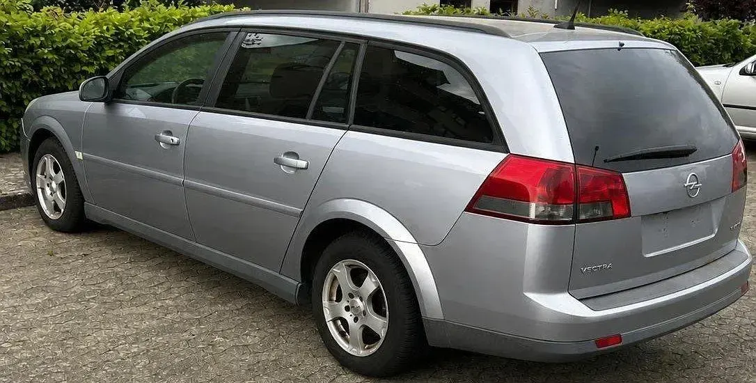 Gebraucht Opel Vectra 150 PS (110 kW) 2005 Grau Kombi