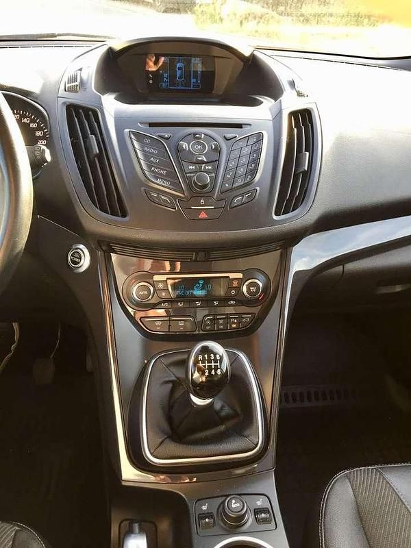 Gebraucht Ford Kuga Titanium 150 PS (110 kW) 2013 Sterling gray (foe) SUV