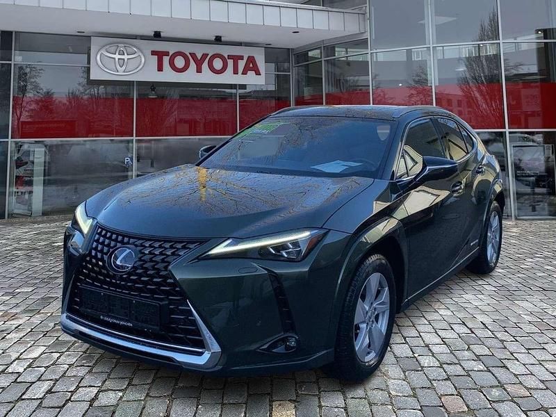 Gebraucht Lexus UX 250h Luxury Line 184 PS (135 kW) 2022 Terrane khaki SUV