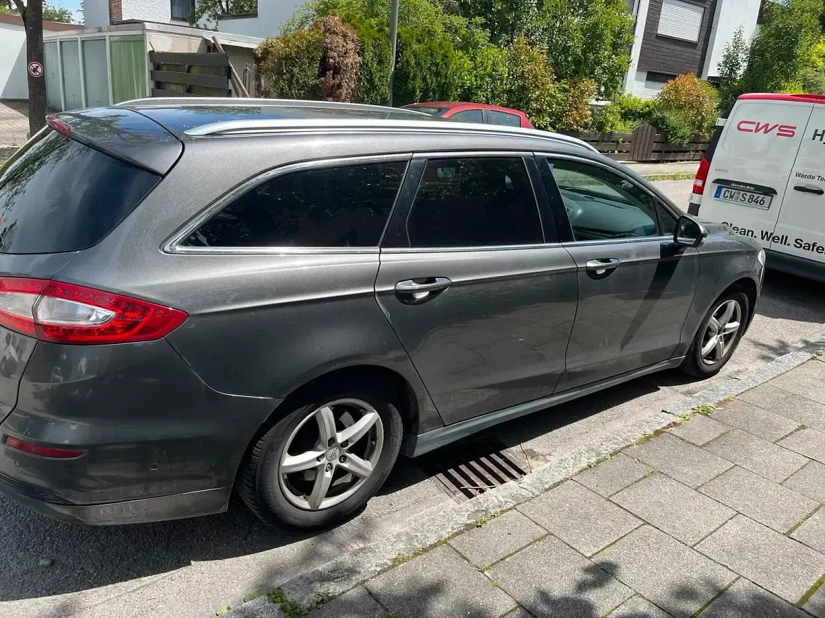 Gebraucht Ford Mondeo Titanium 2016 Grau Kombi